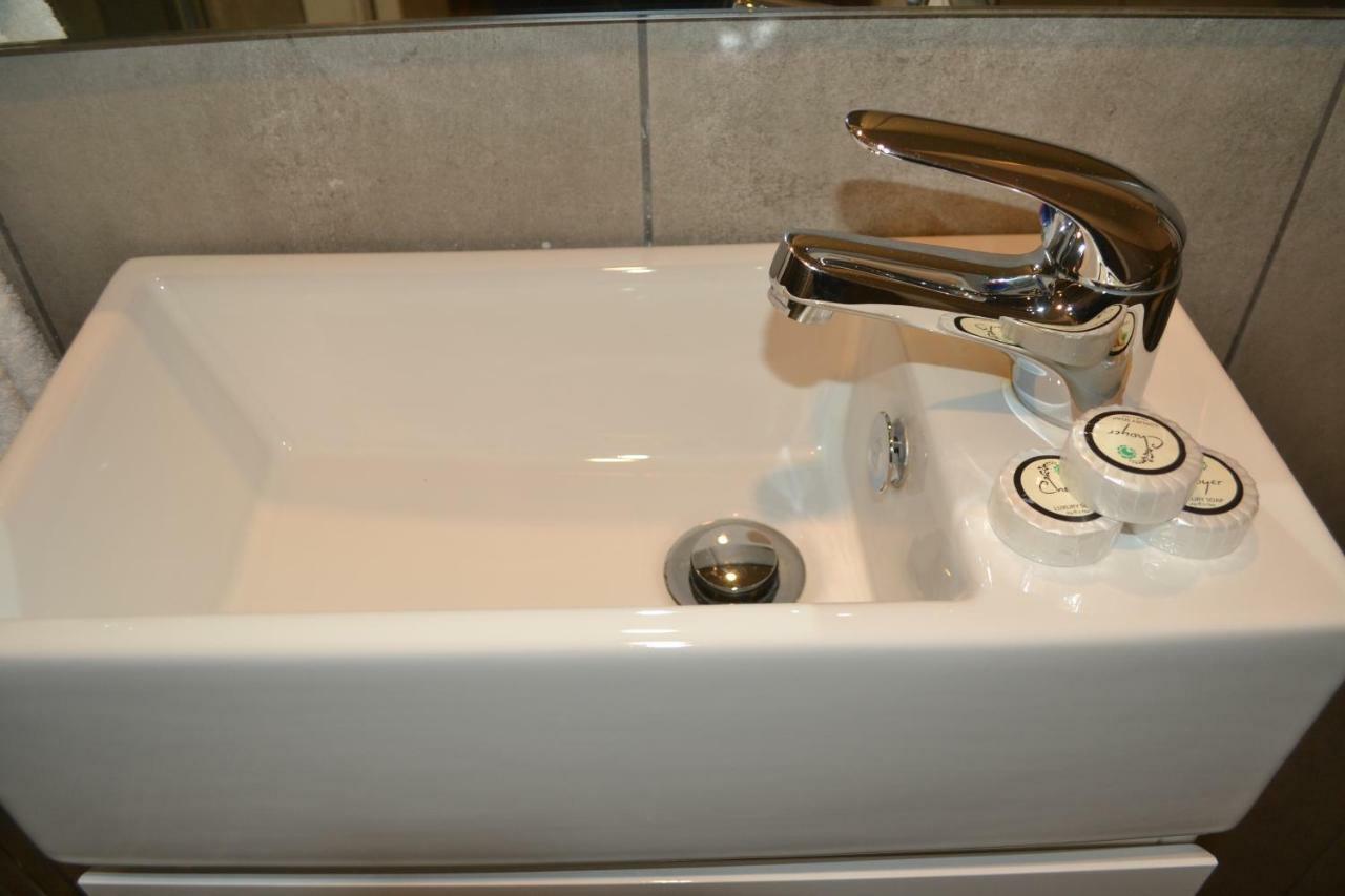 Garden Hotel Dubbo Ngoại thất bức ảnh