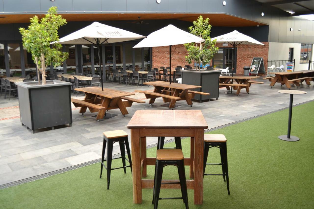 Garden Hotel Dubbo Ngoại thất bức ảnh